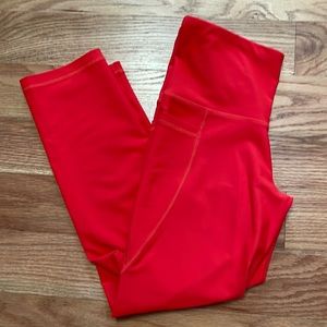 Old Navy capri leggings red size small